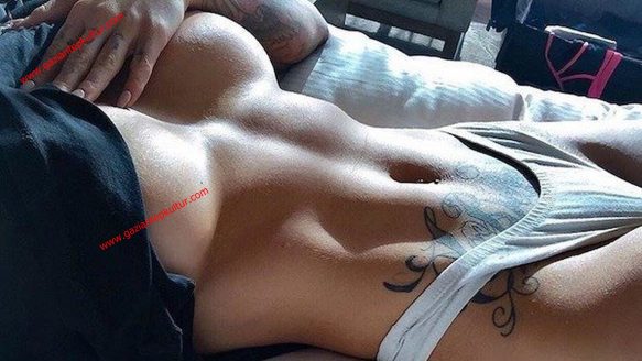 Arkadan Sekslerle Fayda Sağlayan Escort